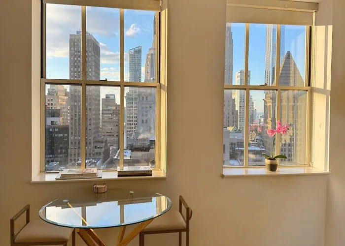 Luxury Wall St Condo